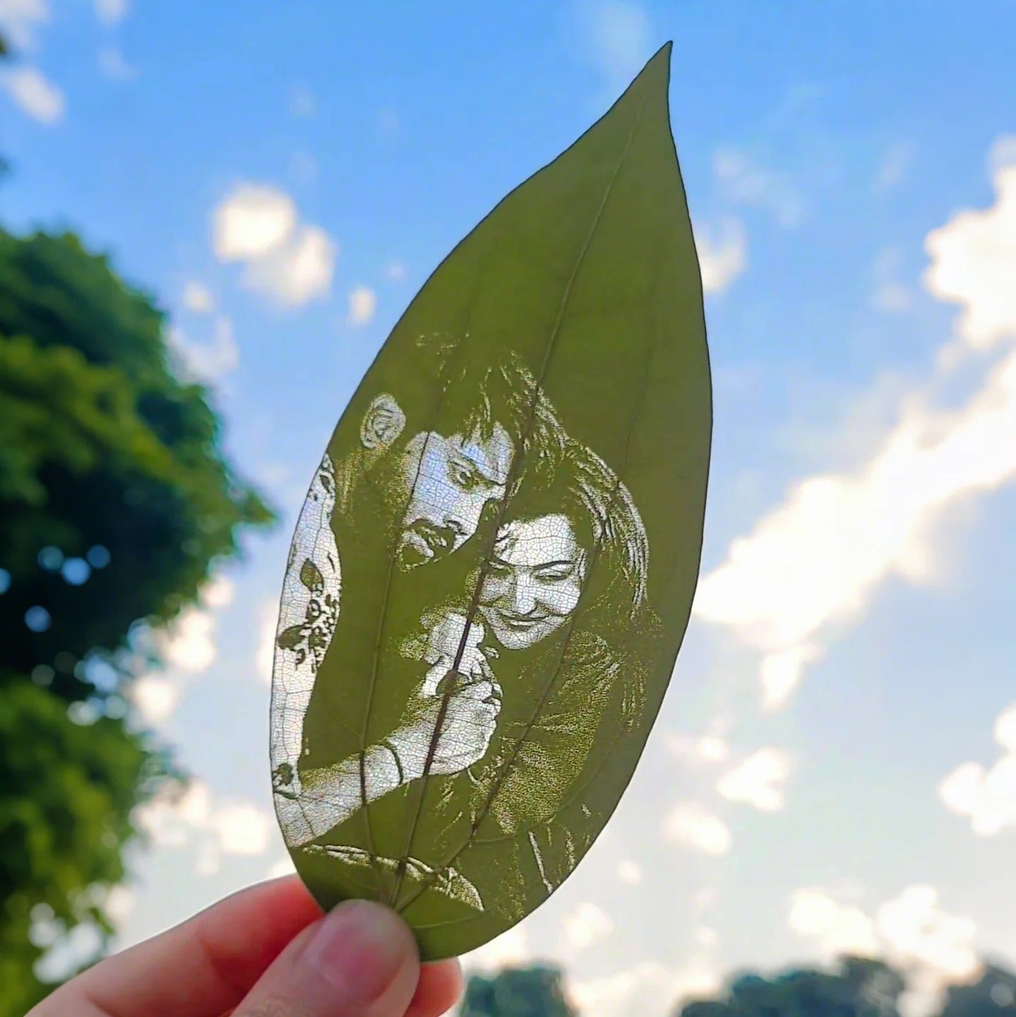 Your Picture on Adora Leaf | Leaf Engraving